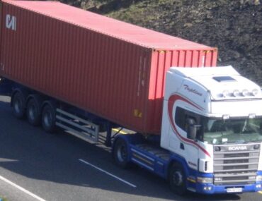 Nggak Mau Rugi, Berikut Cara Pilih Ekspedisi Cargo Murah Terpercaya